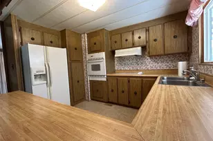 43401 Challenger Rd, Concrete, WA 98237 - Photo 10