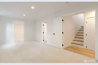 6320 Gregory Street W, University Place, WA 98466 - Photo 12