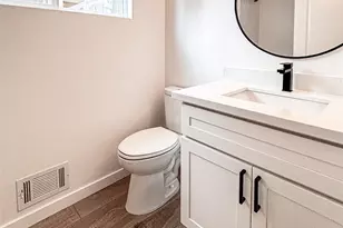 6320 Gregory St W, University Place, WA 98466 - Photo 12