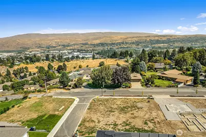 2140 Covey Ridge Lane, Wenatchee, WA 98801 - Photo 8