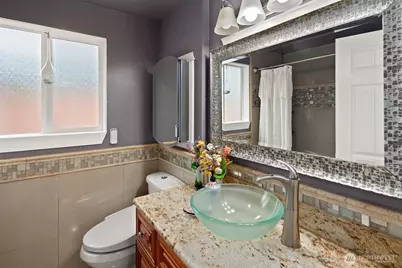 10008 Rainier Avenue S, Seattle, WA 98178 - Photo 16