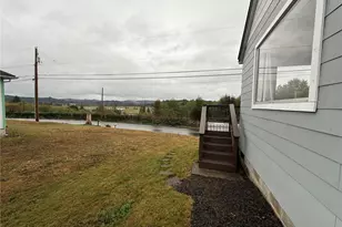 1132 Fowler St, Raymond, WA 98577 - Photo 20