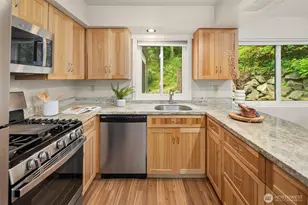 22651 SE 56th St, Issaquah, WA 98029 - Photo 12