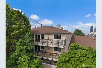 107 20th Avenue #306, Seattle, WA 98122 - Photo 2