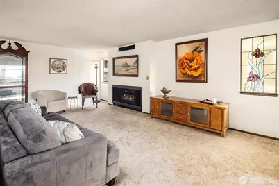 335 3rd Avenue S #203, Edmonds, WA 98020 - Photo 2