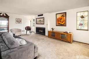 335 3rd Ave S, Edmonds, WA 98020 - Photo 2