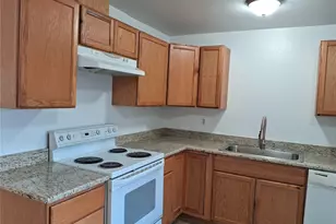 1040 S Ferry St, Tacoma, WA 98405 - Photo 10