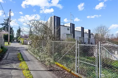 8640 Delridge Way SW, Seattle, WA 98106 - Photo 12