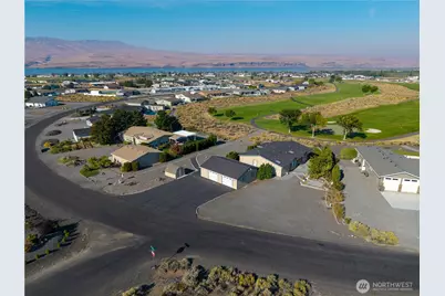 851 Desert Aire Drive SW, Mattawa, WA 99349 - Photo 2