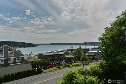 6322 NE 181st Street, Kenmore, WA 98028 - Photo 2