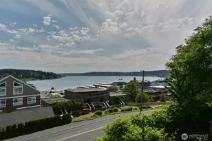 6322 NE 181st St, Kenmore, WA 98028 - Photo 2