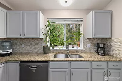 7215 36th Court SE, Lacey, WA 98503 - Photo 12