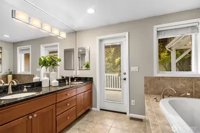 6832 122nd Avenue NE, Kirkland, WA 98033 - Photo 14