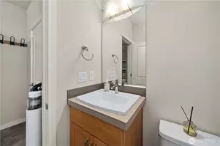 23000 NE 8th, Sammamish, WA 98074 - Photo 20