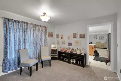 814 105th Street S, Tacoma, WA 98444 - Photo 14