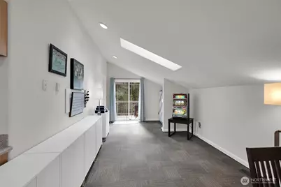 814 105th Street S, Tacoma, WA 98444 - Photo 32