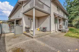 814 105th St S, Tacoma, WA 98444 - Photo 36