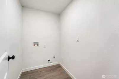 604 213th Street SW, Bothell, WA 98021 - Photo 24