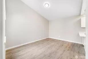 604 213th St SW, Bothell, WA 98021 - Photo 10