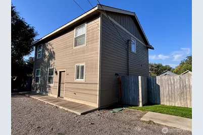 606 N Nanum Street, Ellensburg, WA 98926 - Photo 2
