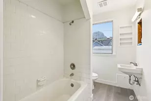 600 E 38th St, Vancouver, WA 98663 - Photo 20