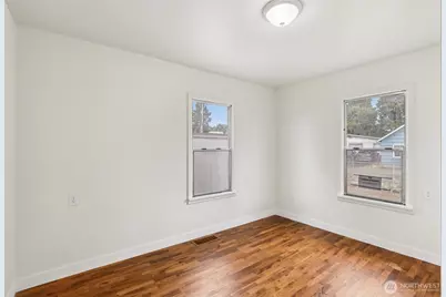 600 E 38th Street, Vancouver, WA 98663 - Photo 18