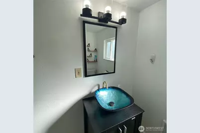 2716 Sylvan Drive W, University Place, WA 98466 - Photo 10