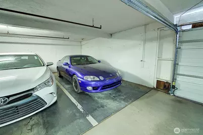 10106 Greenwood Avenue N #302, Seattle, WA 98133 - Photo 20