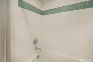 10106 Greenwood Ave N, Seattle, WA 98133 - Photo 18