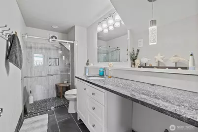 1607 B Avenue, Anacortes, WA 98221 - Photo 22