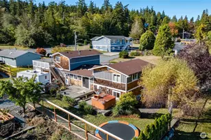 1607 B Ave, Anacortes, WA 98221 - Photo 38