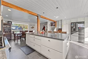 1607 B Ave, Anacortes, WA 98221 - Photo 10