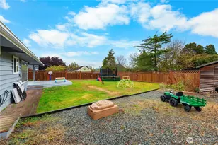 3915 L Ave, Anacortes, WA 98221 - Photo 18