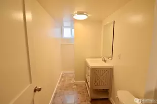 1409 NW 65th St, Seattle, WA 98117 - Photo 16