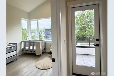 6945 42nd Avenue S, Seattle, WA 98118 - Photo 8