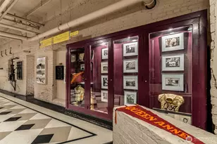 201 Galer St, Seattle, WA 98109 - Photo 24