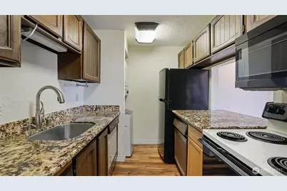 437 Williams Avenue N #201, Renton, WA 98057 - Photo 14