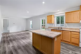 18415 Hames St SE, Yelm, WA 98597 - Photo 10