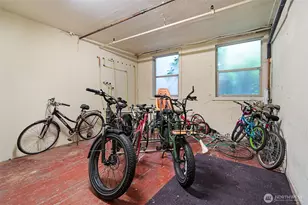 7 Harrison St, Seattle, WA 98109 - Photo 28