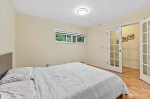 130 105th Ave SE, Bellevue, WA 98004 - Photo 18