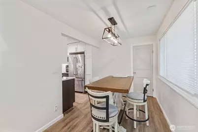 11005 Crestwood Drive S, Seattle, WA 98178 - Photo 14