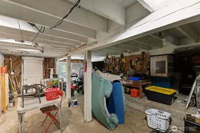 11005 Crestwood Drive S, Seattle, WA 98178 - Photo 26