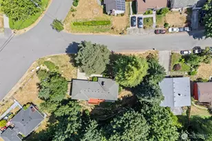 11005 Crestwood Dr S, Seattle, WA 98178 - Photo 4