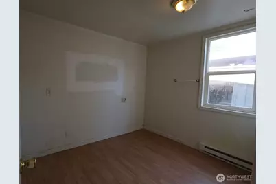 2604 S 122nd Street, Seattle, WA 98168 - Photo 12