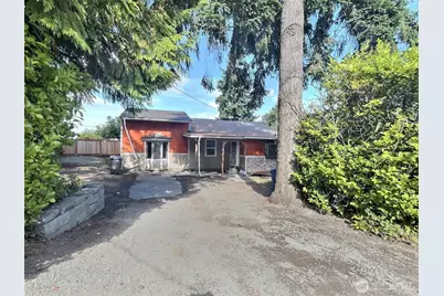 2604 S 122nd Street, Seattle, WA 98168 - Photo 2