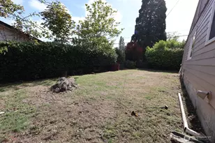 2604 S 122nd St, Seattle, WA 98168 - Photo 16