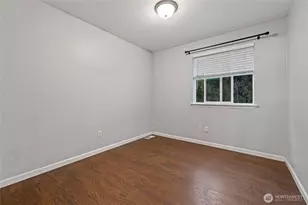 308 N 23rd St, Mount Vernon, WA 98273 - Photo 14