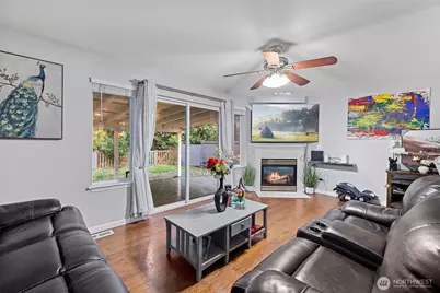 308 N 23rd Street, Mount Vernon, WA 98273 - Photo 10