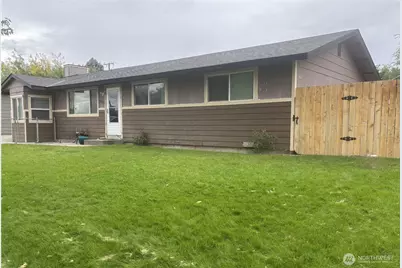 1213 12th Street, Benton City, WA 99320 - Photo 1