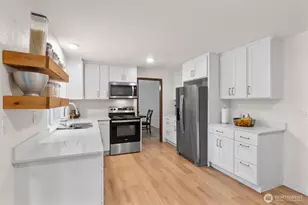 18624 59th St E, Lake Tapps, WA 98391 - Photo 14